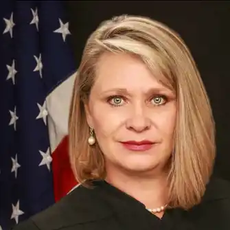 Judge Landee Holloway
