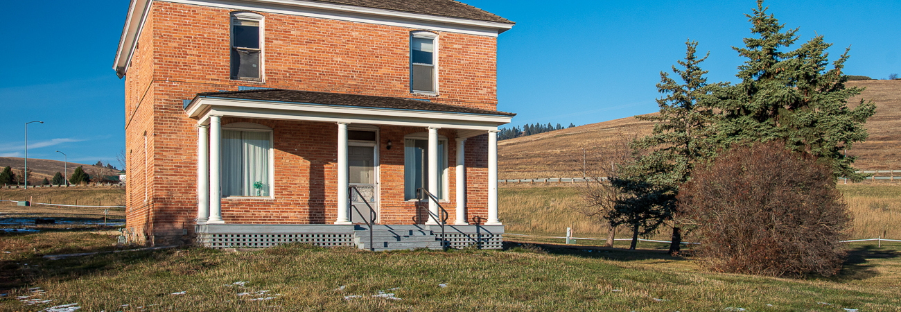 LaLonde ranch house in early spring